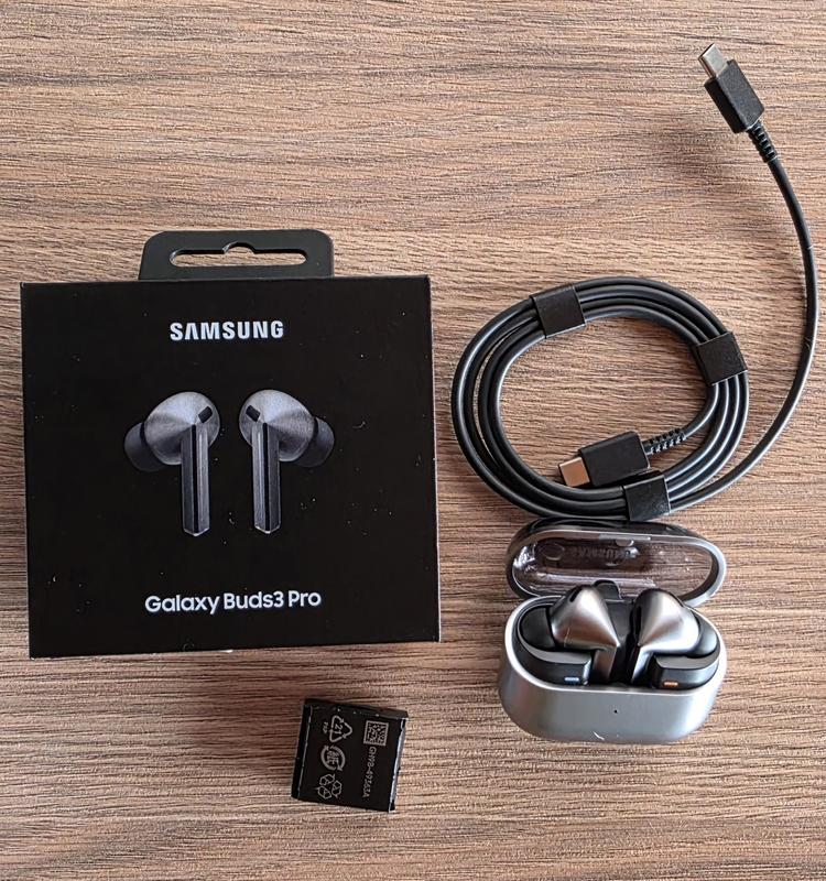 Galaxy Buds 3 Pro, con cancelación de ruido.